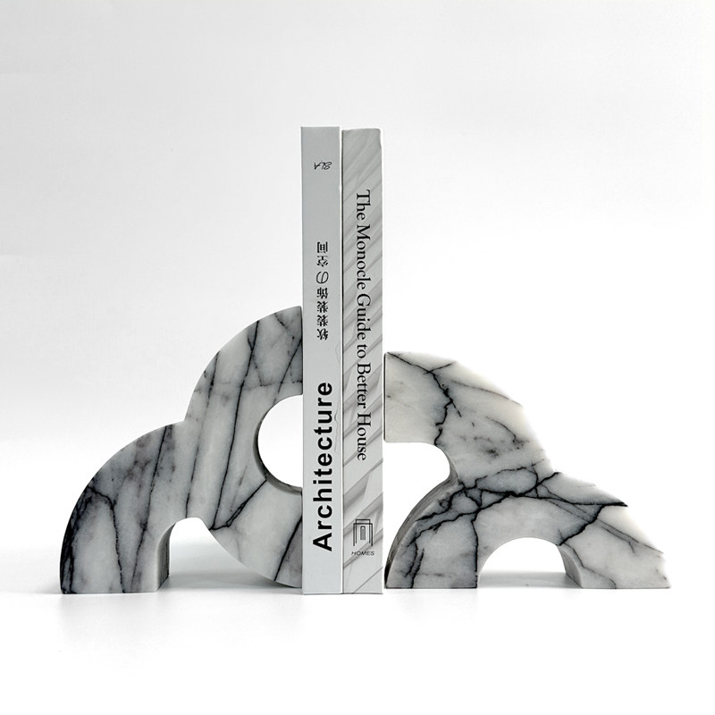 Home Office With Library - Fermalibri Moderni in Marmo, Scultura Geometrica