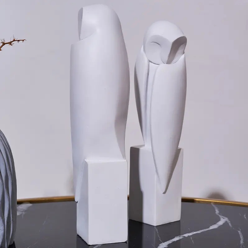 Statua minimalista di guufo sc - Home Office Bookshelves recensione e prezzo
